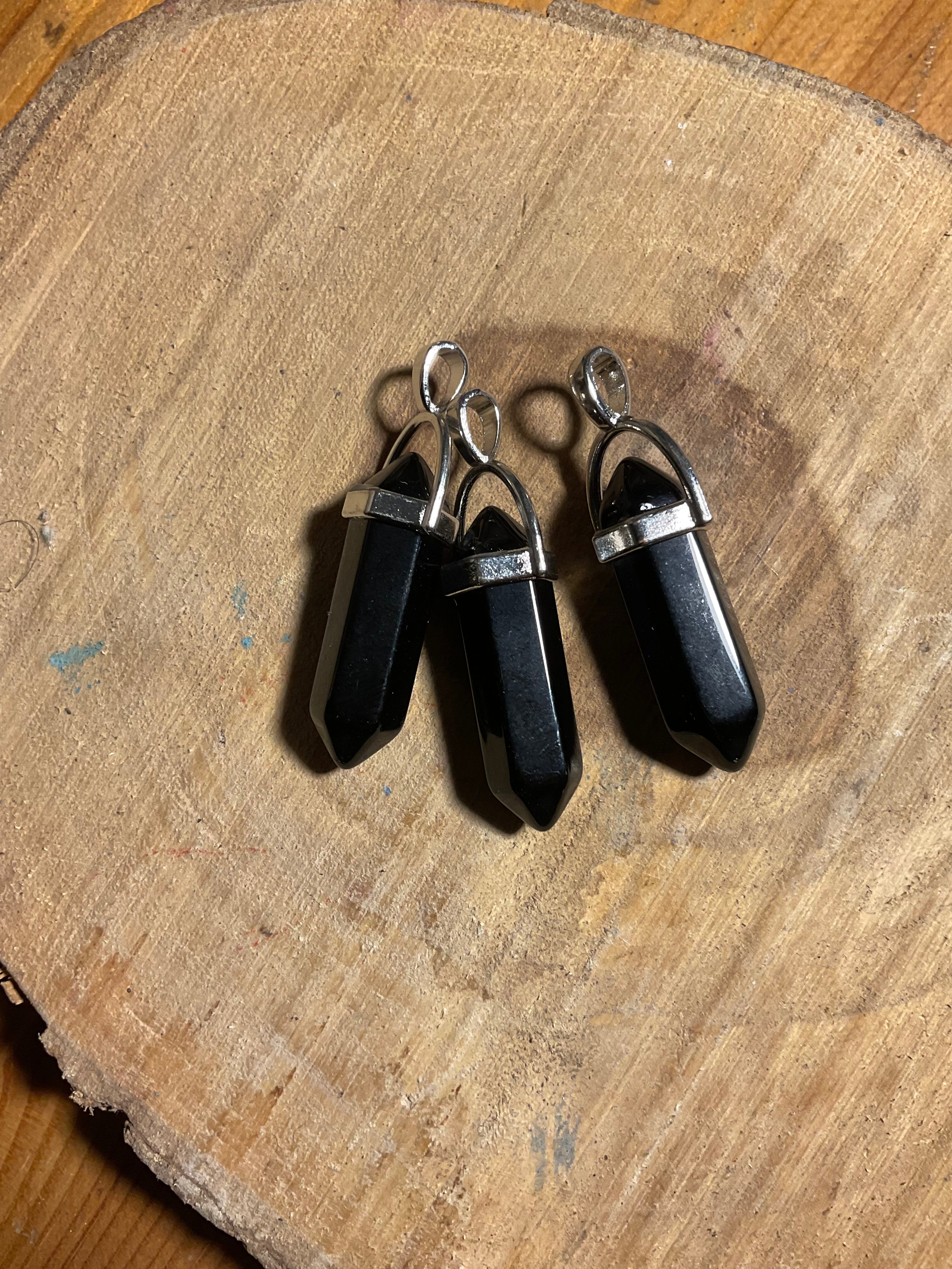 Onyx bullet pendant