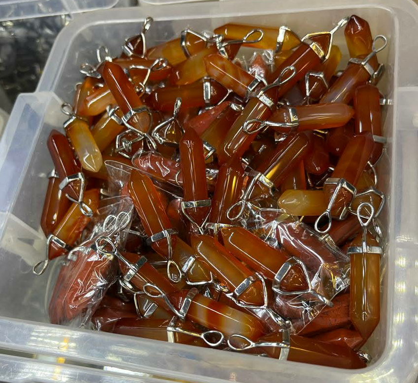 Agate bullet pendant